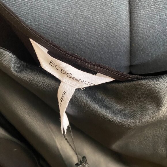 NWT BCBGeneration One Shoulder Jumpsuit - Picture 5 of 5